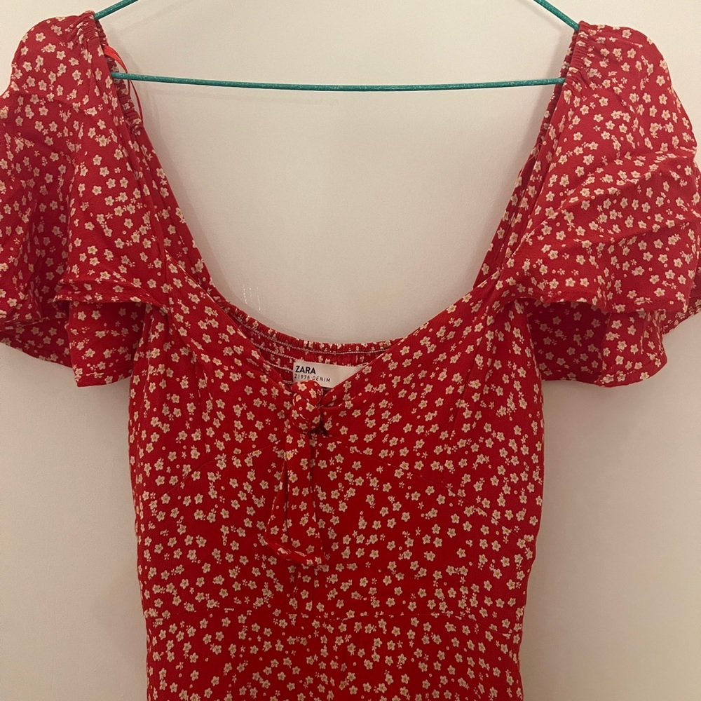 Zara Red Floral Puff Sleeve Dress